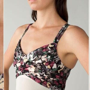 Lululemon Wrap It Up Tank
So Fly Butterfly Angel Wing Multi